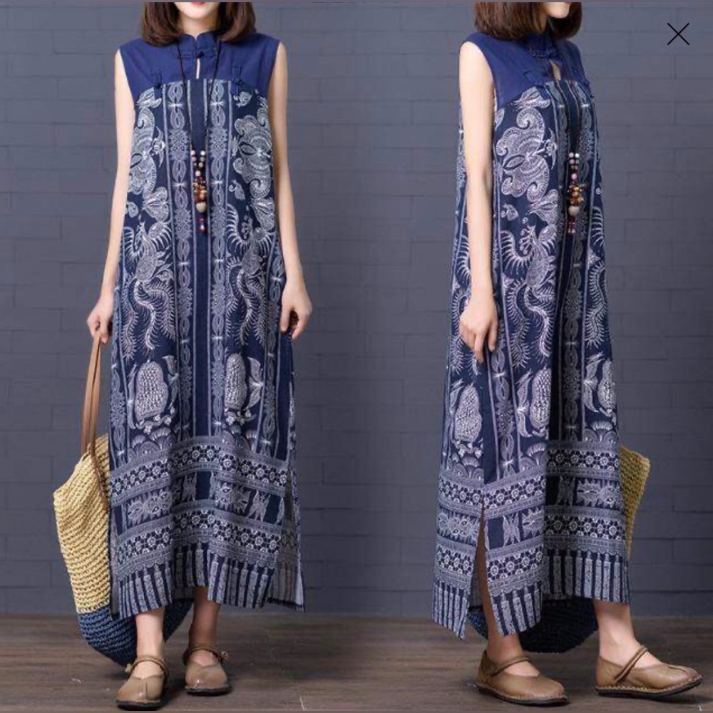 Sleeveless Navy Printed Maxi Dress - size M